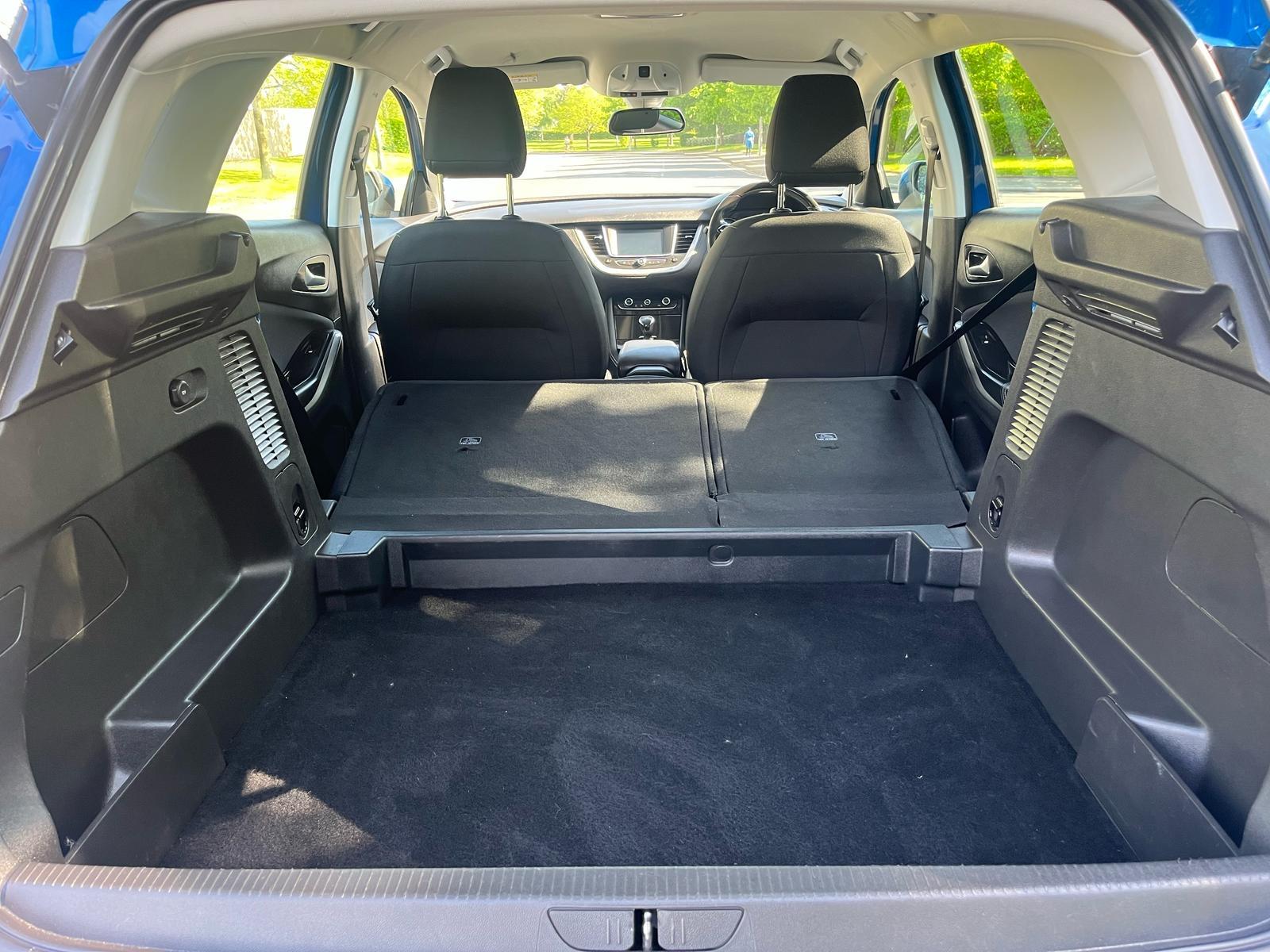 Vauxhall Grandland X 1.2 Turbo SE SUV 5dr Petrol Manual Euro 6 (s/s) (130 ps)