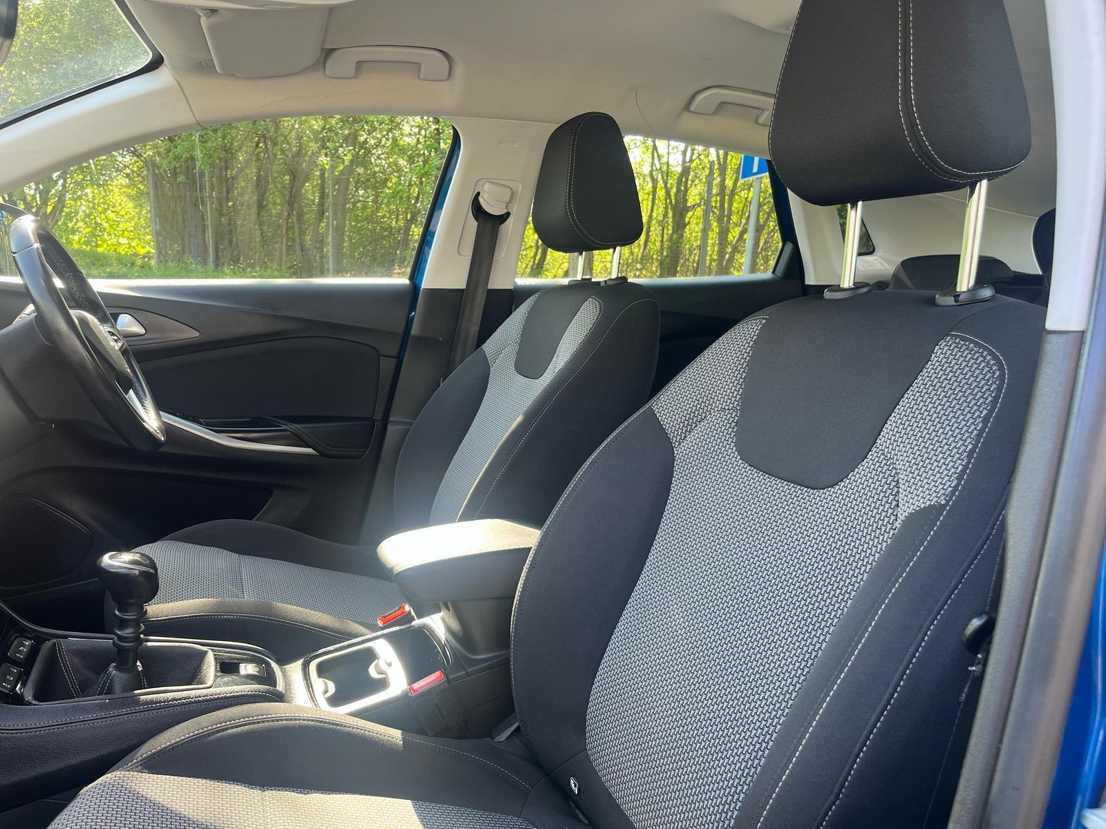 Vauxhall Grandland X 1.2 Turbo SE SUV 5dr Petrol Manual Euro 6 (s/s) (130 ps)