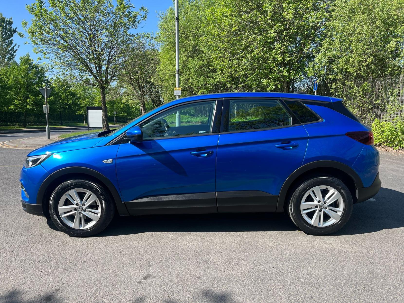 Vauxhall Grandland X 1.2 Turbo SE SUV 5dr Petrol Manual Euro 6 (s/s) (130 ps)
