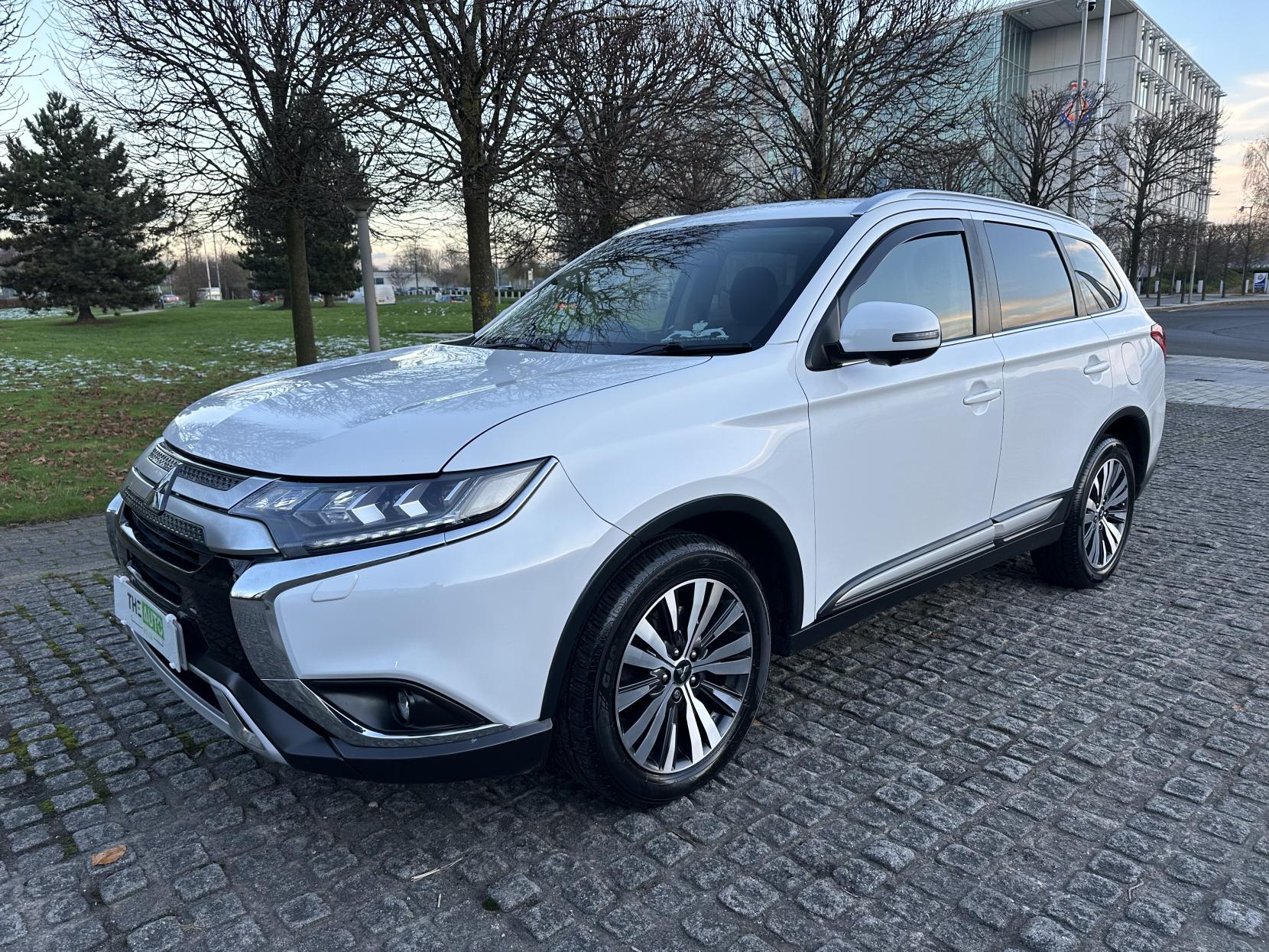 Mitsubishi Outlander 2.0 MIVEC 4 SUV 5dr Petrol CVT 4WD Euro 6 (s/s) (150 ps)