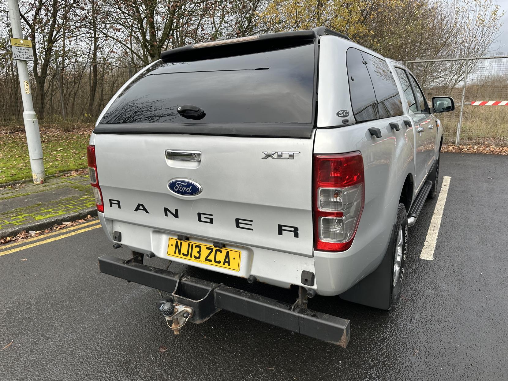 Ford Ranger 2.2 TDCi XLT Super Pickup Extended Cab 4dr Diesel Manual 4WD Euro 5 (150 ps)