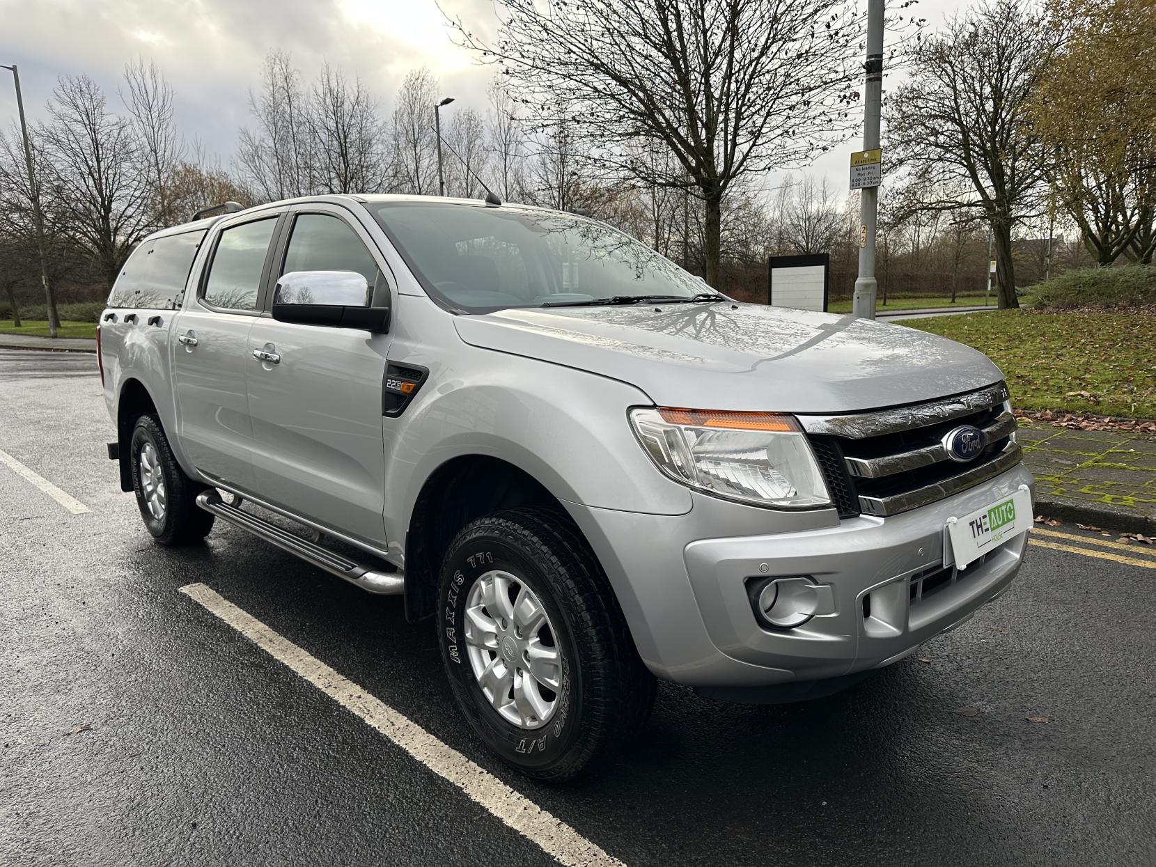 Ford Ranger 2.2 TDCi XLT Super Pickup Extended Cab 4dr Diesel Manual 4WD Euro 5 (150 ps)