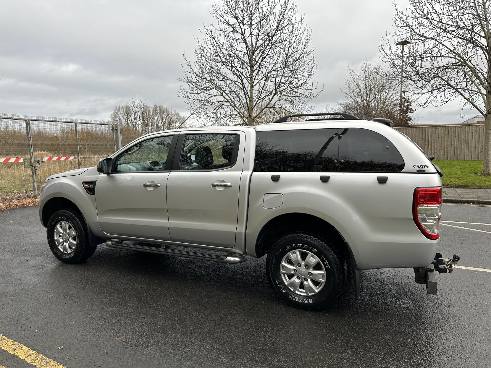 Ford Ranger 2.2 TDCi XLT Super Pickup Extended Cab 4dr Diesel Manual 4WD Euro 5 (150 ps)