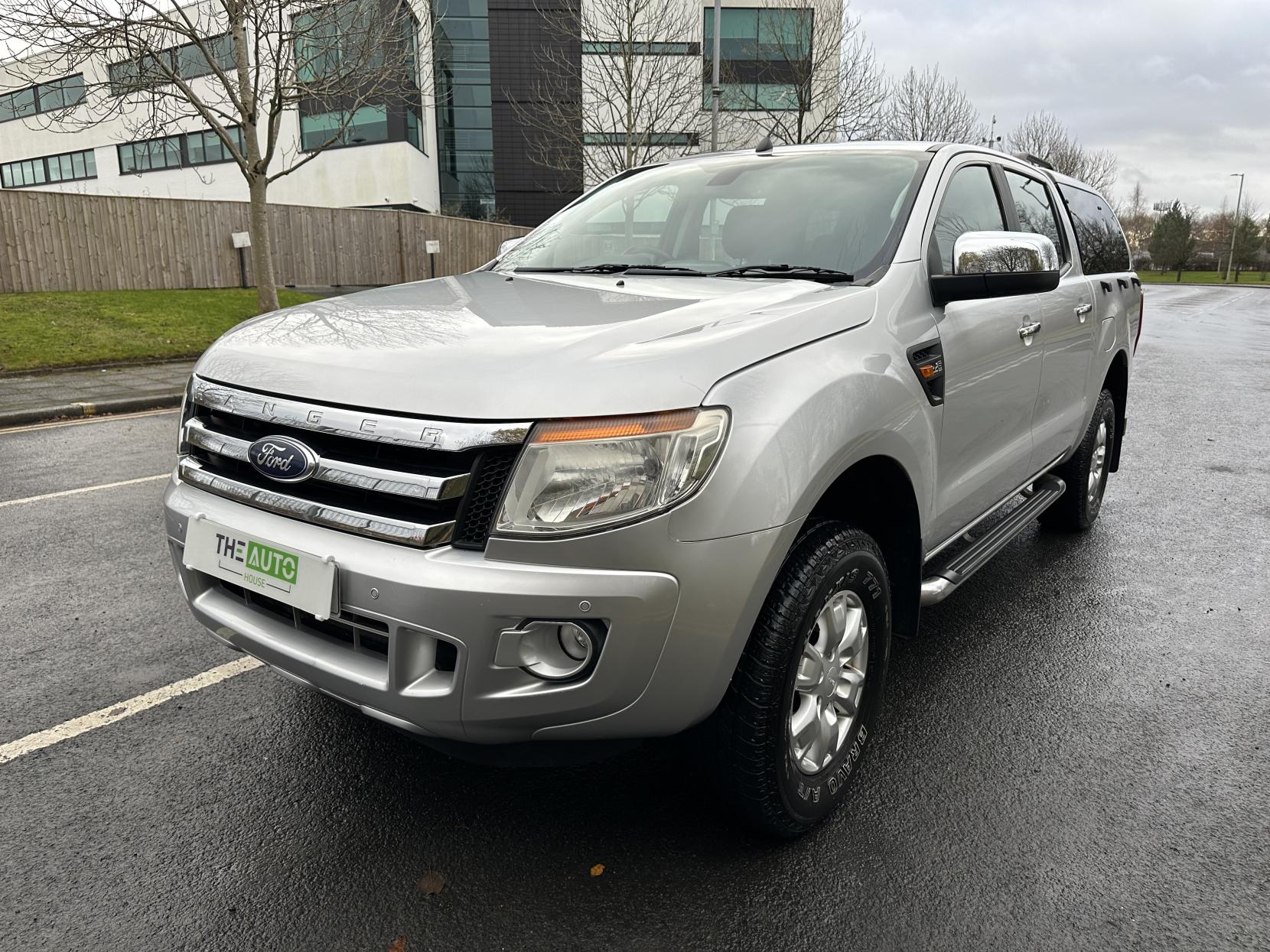 Ford Ranger 2.2 TDCi XLT Super Pickup Extended Cab 4dr Diesel Manual 4WD Euro 5 (150 ps)