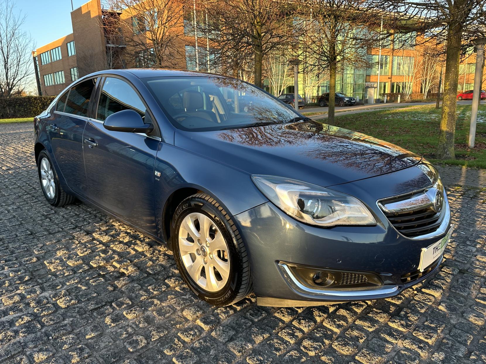 Vauxhall Insignia 2.0 CDTi SRi Hatchback 5dr Diesel Auto Euro 5 (163 ps)