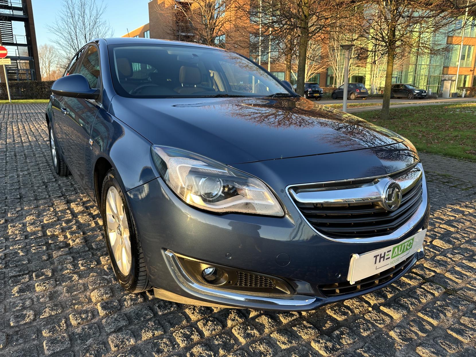 Vauxhall Insignia 2.0 CDTi SRi Hatchback 5dr Diesel Auto Euro 5 (163 ps)