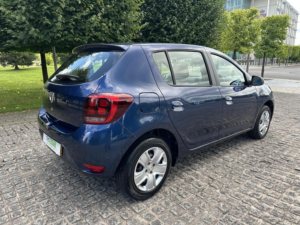 Dacia Sandero 0.9 TCe Essential Hatchback 5dr Petrol Manual Euro 6 (s/s) (90 ps)