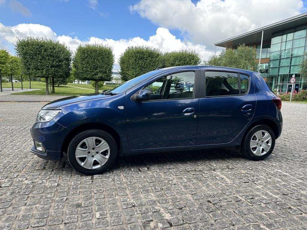 Dacia Sandero 0.9 TCe Essential Hatchback 5dr Petrol Manual Euro 6 (s/s) (90 ps)