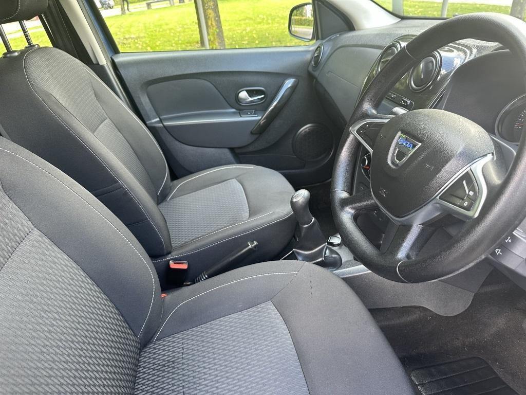 Dacia Sandero 0.9 TCe Essential Hatchback 5dr Petrol Manual Euro 6 (s/s) (90 ps)