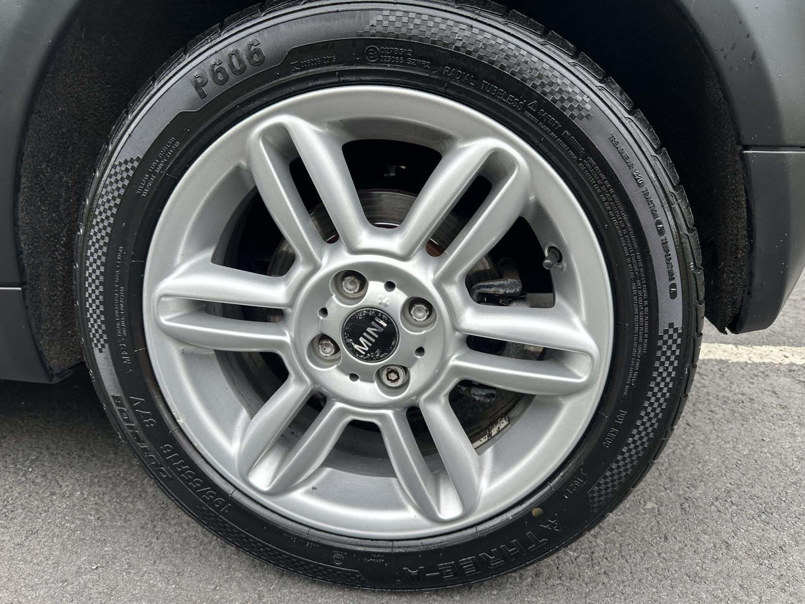 MINI Hatch 1.6 Cooper Hatchback 3dr Petrol Manual Euro 5 (s/s) (122 ps)