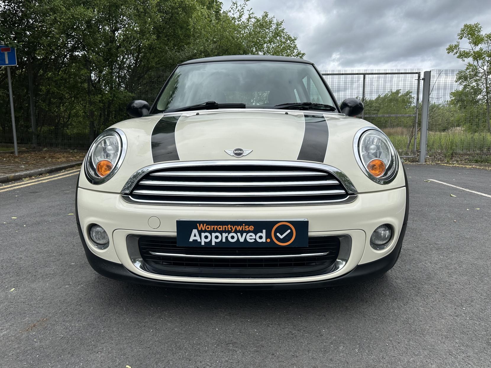 MINI Hatch 1.6 Cooper Hatchback 3dr Petrol Manual Euro 5 (s/s) (122 ps)