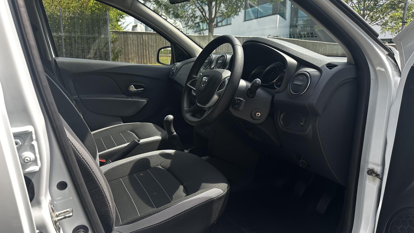 Dacia Sandero Stepway 0.9 TCe Ambiance Hatchback 5dr Petrol Manual Euro 6 (s/s) (90 ps)