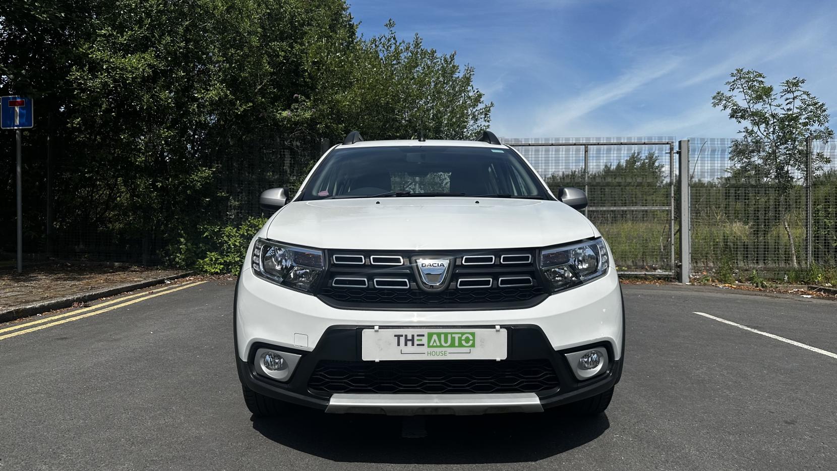 Dacia Sandero Stepway 0.9 TCe Ambiance Hatchback 5dr Petrol Manual Euro 6 (s/s) (90 ps)