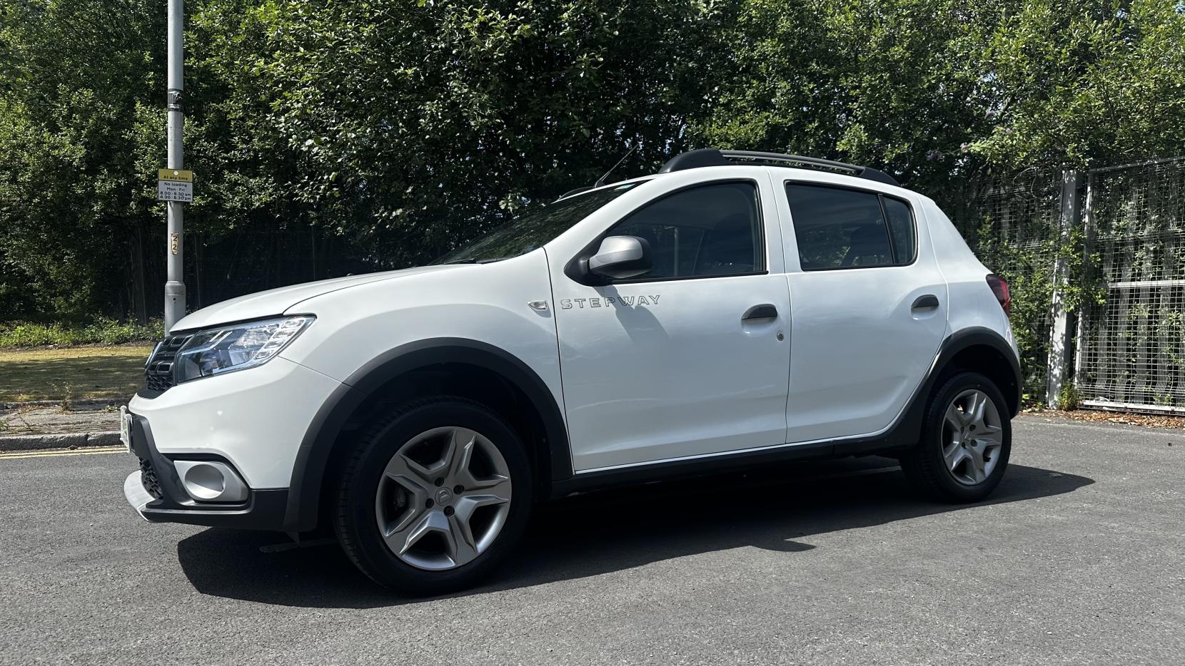 Dacia Sandero Stepway 0.9 TCe Ambiance Hatchback 5dr Petrol Manual Euro 6 (s/s) (90 ps)