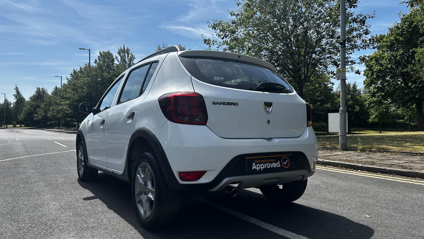 Dacia Sandero Stepway 0.9 TCe Ambiance Hatchback 5dr Petrol Manual Euro 6 (s/s) (90 ps)