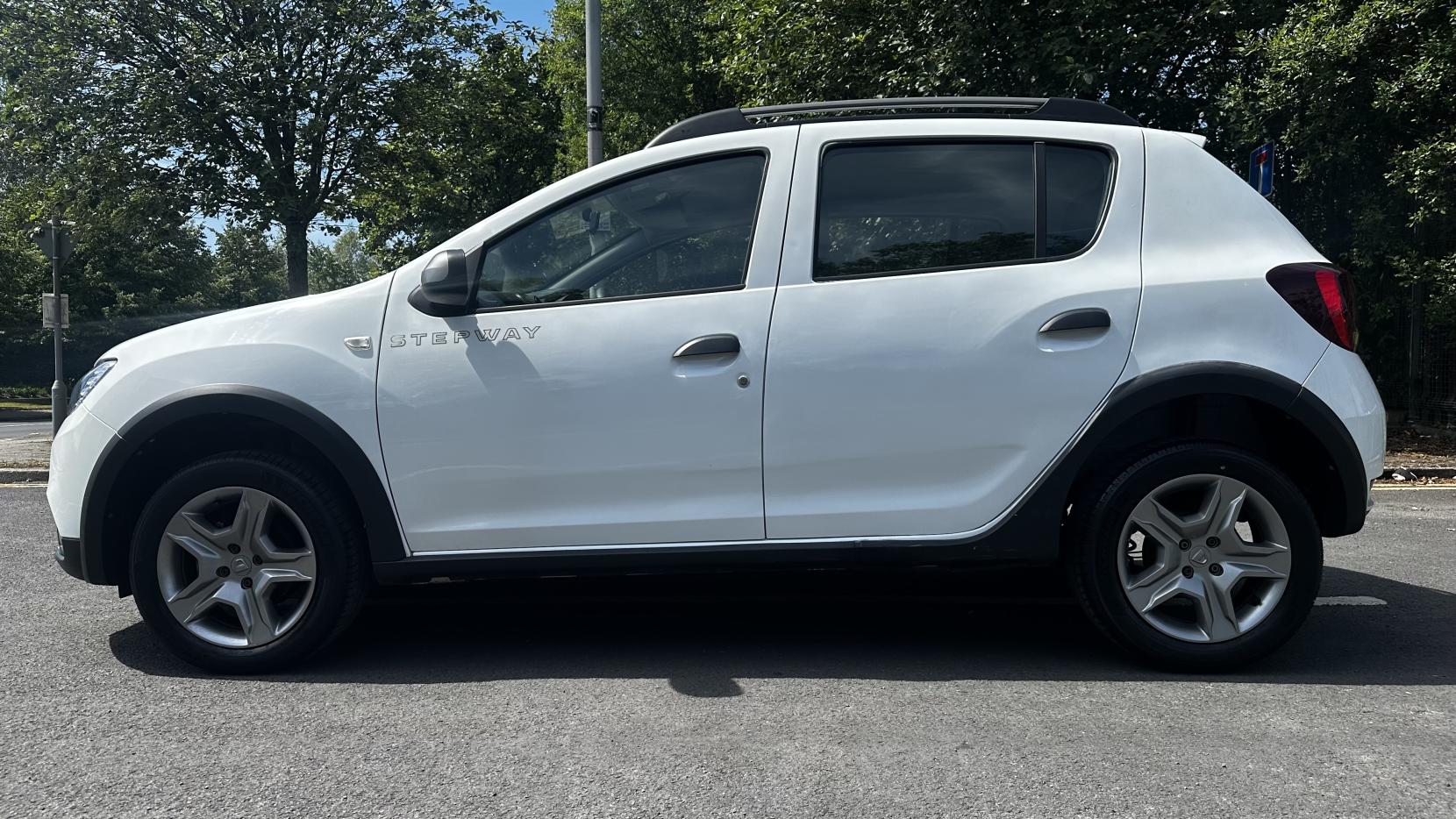 Dacia Sandero Stepway 0.9 TCe Ambiance Hatchback 5dr Petrol Manual Euro 6 (s/s) (90 ps)