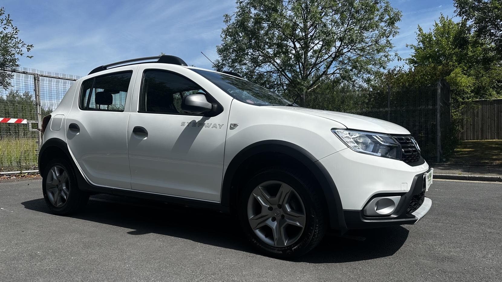 Dacia Sandero Stepway 0.9 TCe Ambiance Hatchback 5dr Petrol Manual Euro 6 (s/s) (90 ps)