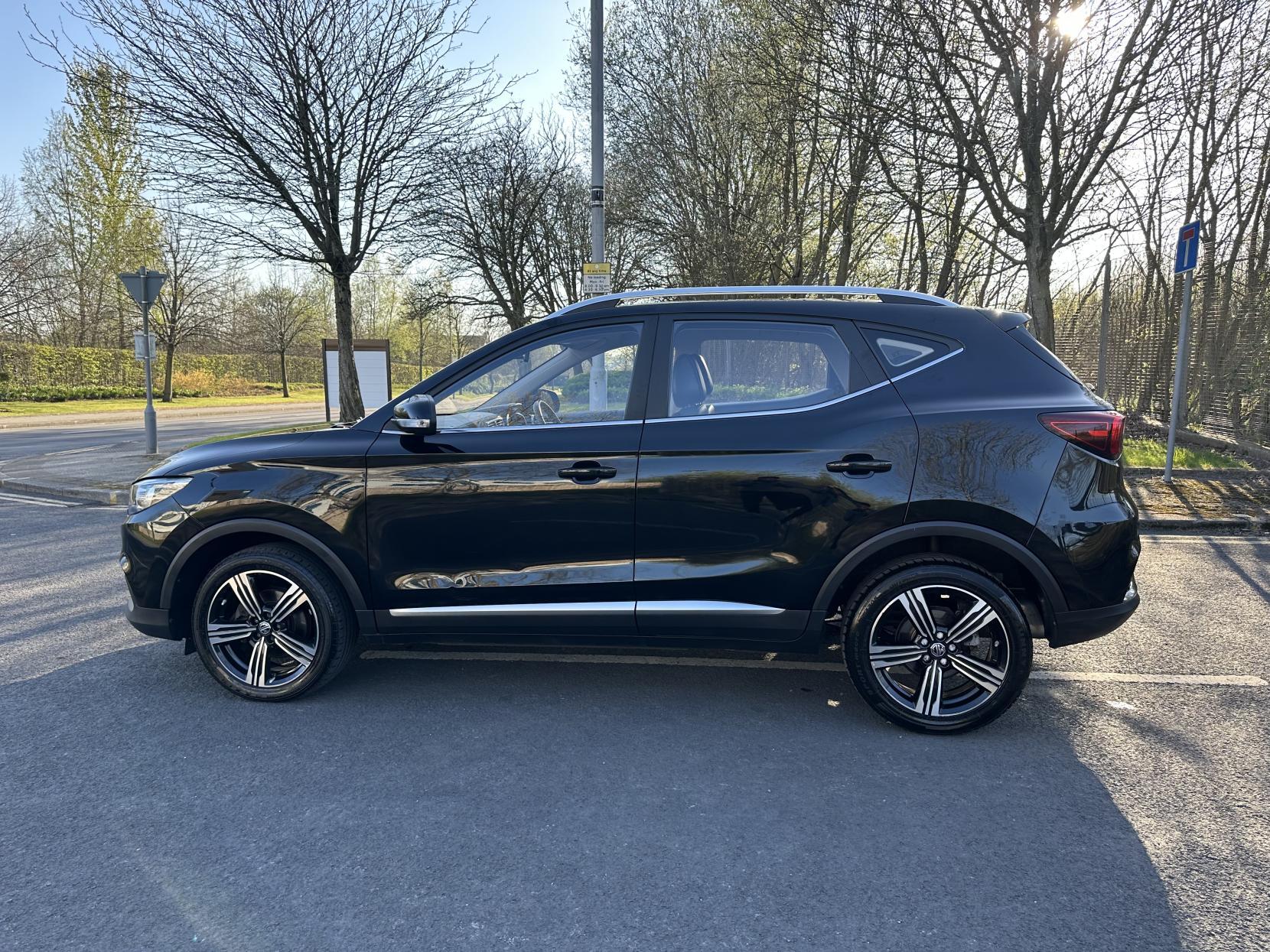 MG MG ZS 1.0 T-GDI Exclusive SUV 5dr Petrol Auto Euro 6 (111 ps)