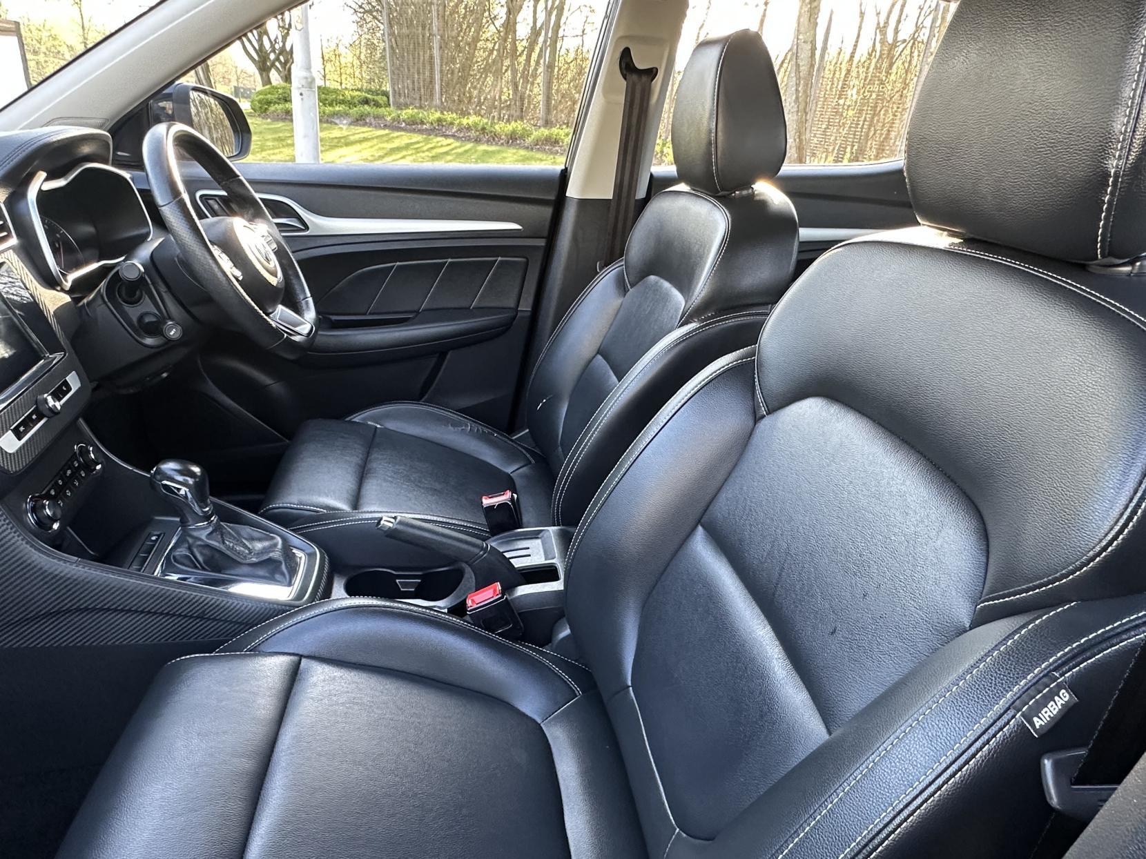 MG MG ZS 1.0 T-GDI Exclusive SUV 5dr Petrol Auto Euro 6 (111 ps)