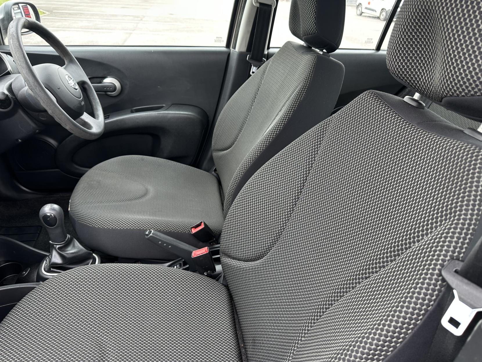 Nissan Micra 1.2 16v Visia Hatchback 5dr Petrol Manual (139 g/km, 79 bhp)