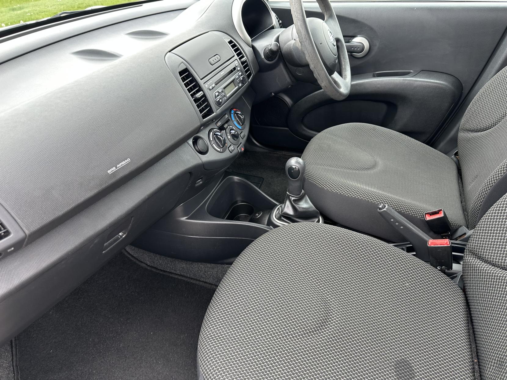 Nissan Micra 1.2 16v Visia Hatchback 5dr Petrol Manual (139 g/km, 79 bhp)
