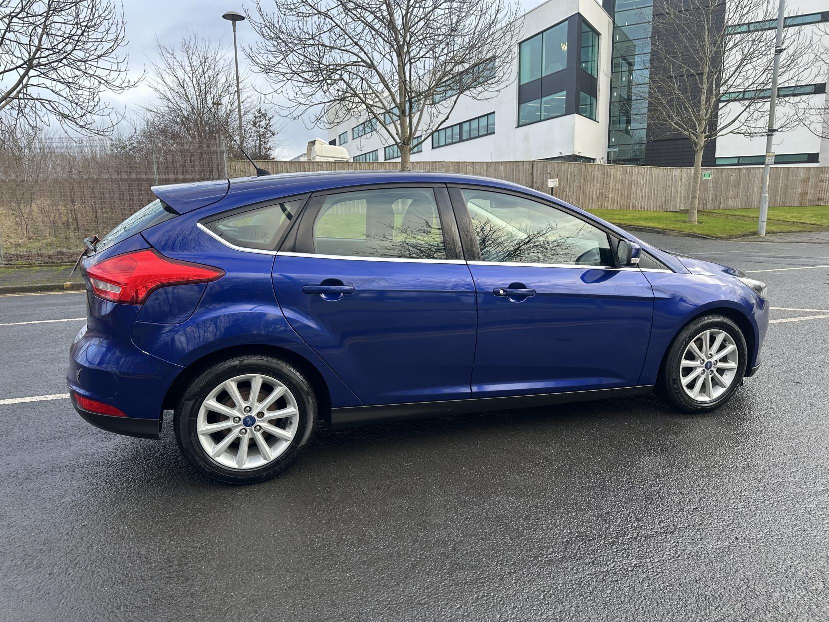 Ford Focus 1.0T EcoBoost Titanium Hatchback 5dr Petrol Manual Euro 6 (s/s) (100 ps)