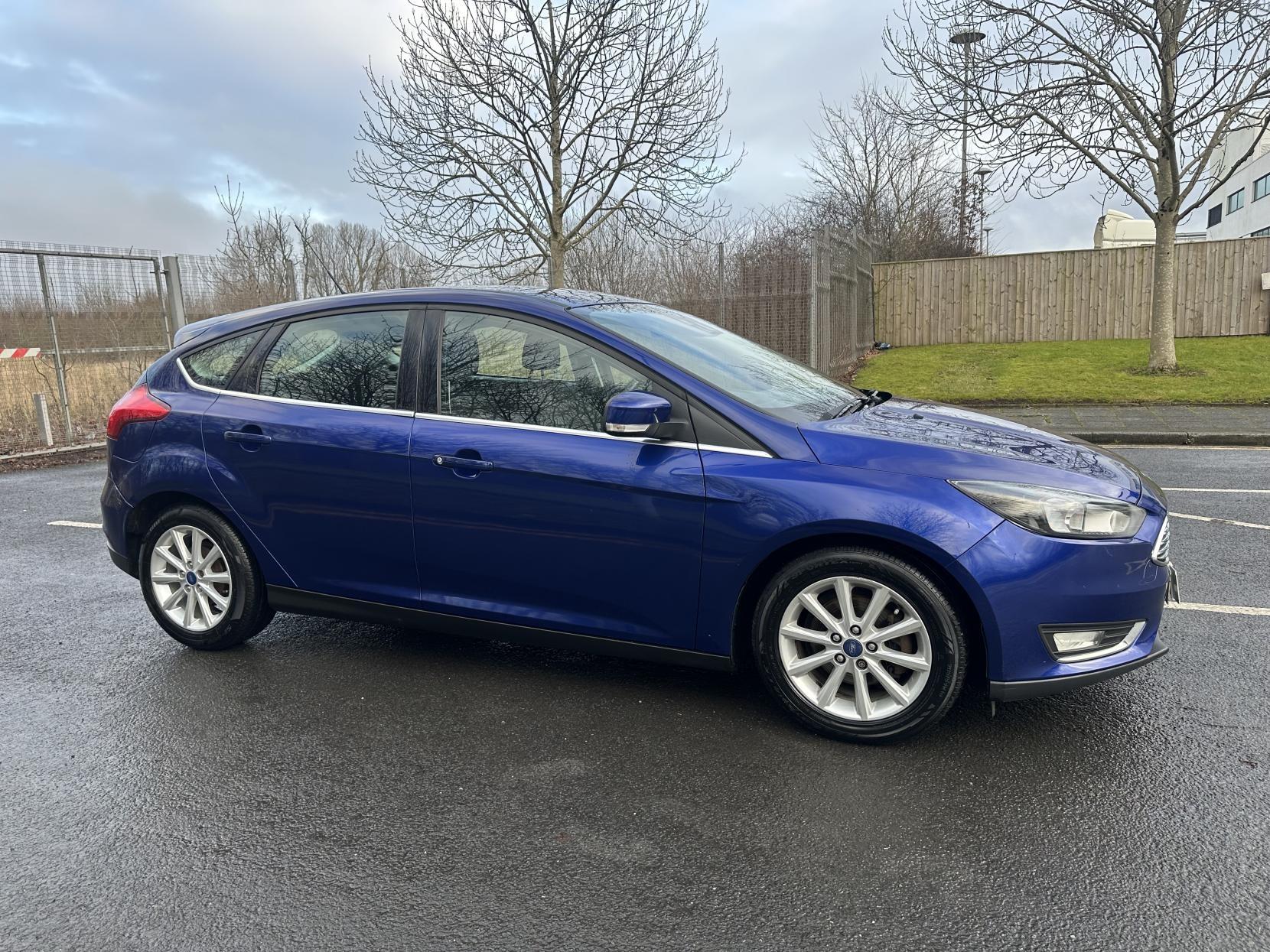 Ford Focus 1.0T EcoBoost Titanium Hatchback 5dr Petrol Manual Euro 6 (s/s) (100 ps)