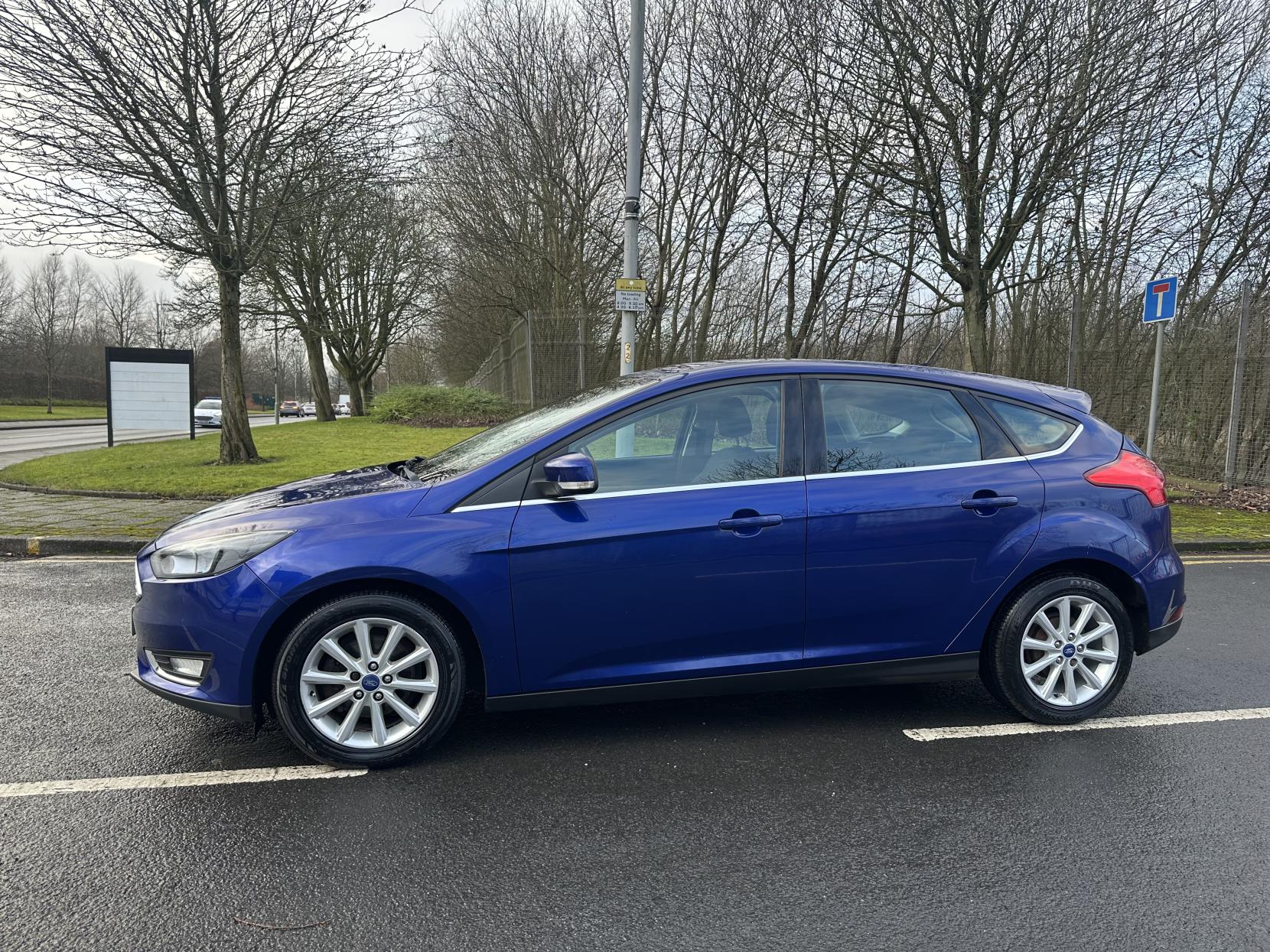 Ford Focus 1.0T EcoBoost Titanium Hatchback 5dr Petrol Manual Euro 6 (s/s) (100 ps)