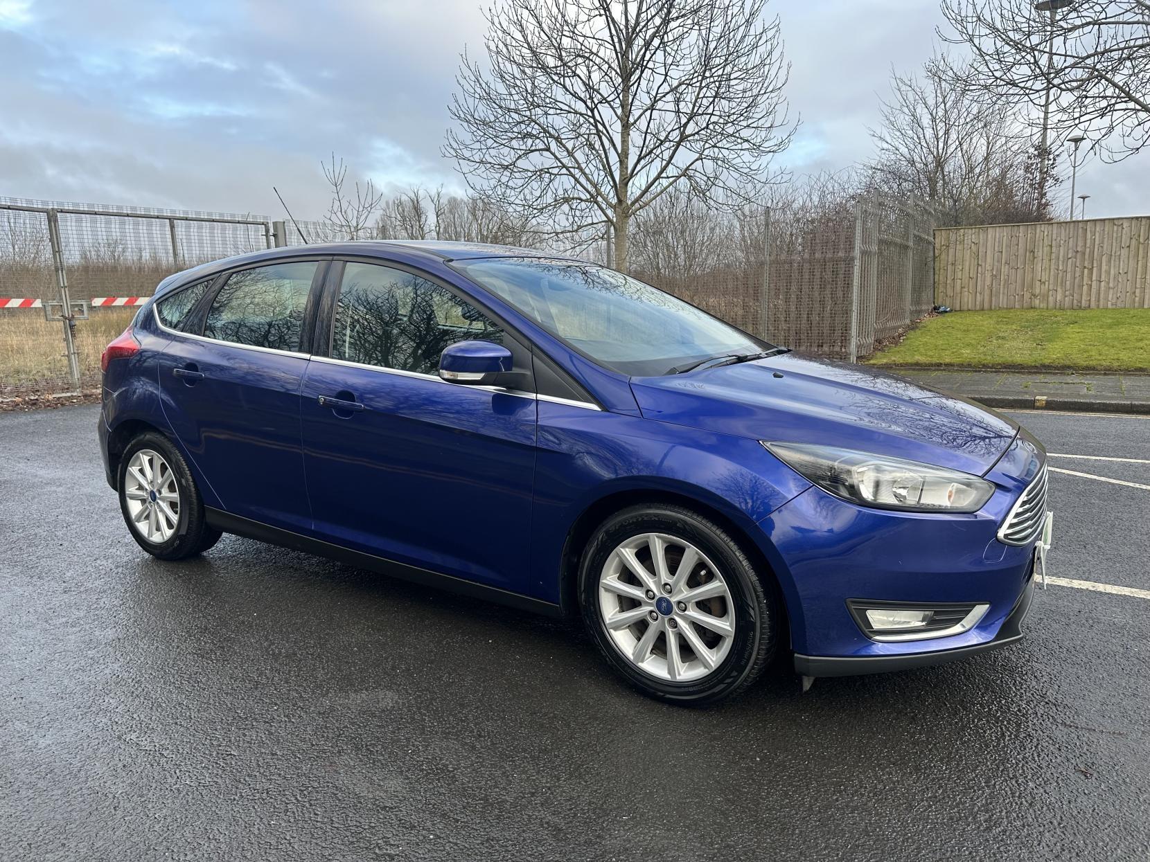 Ford Focus 1.0T EcoBoost Titanium Hatchback 5dr Petrol Manual Euro 6 (s/s) (100 ps)