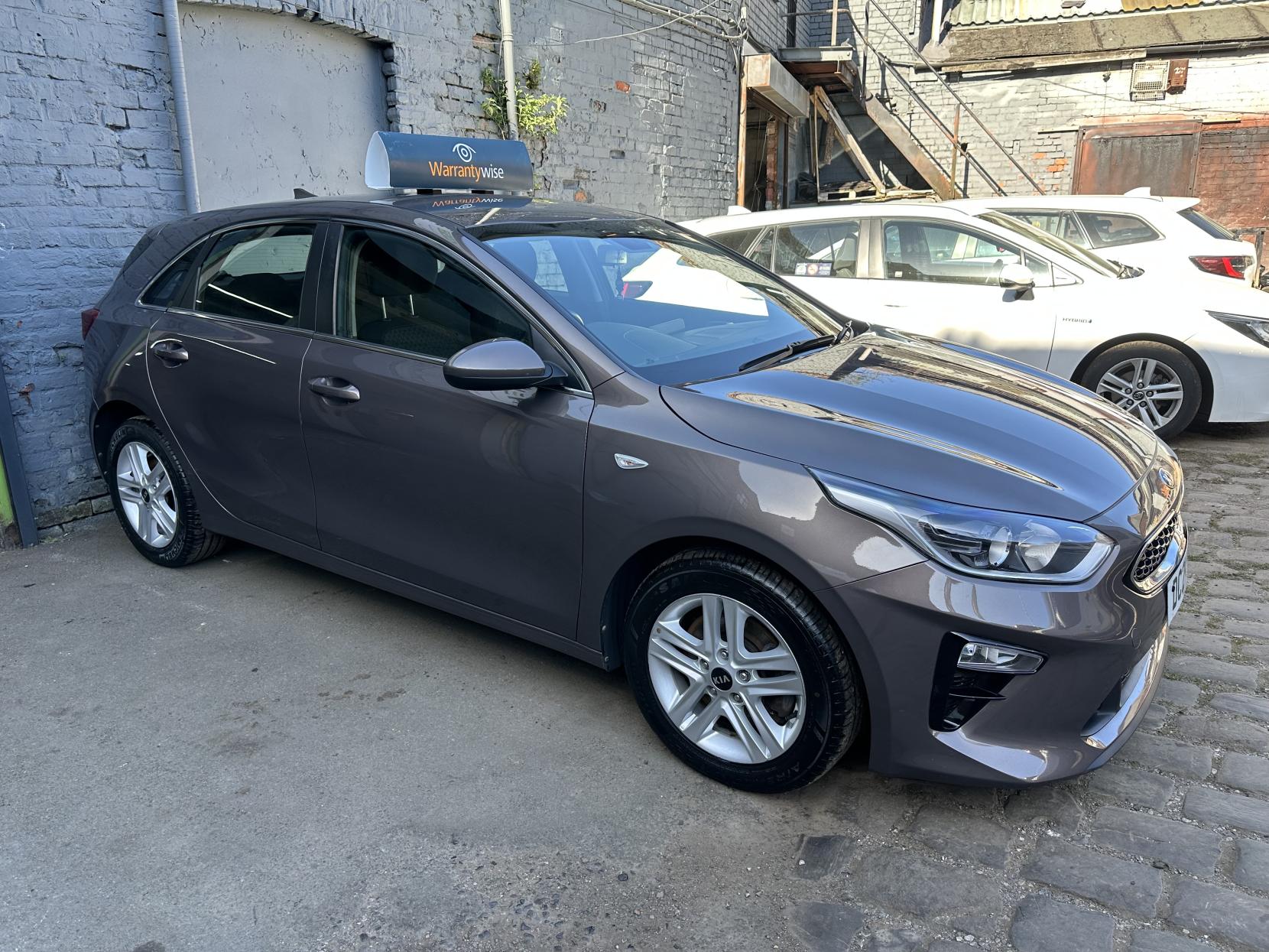 Kia Ceed 1.6 CRDi MHEV 2 Hatchback 5dr Diesel Hybrid Manual Euro 6 (s/s) (134 bhp)
