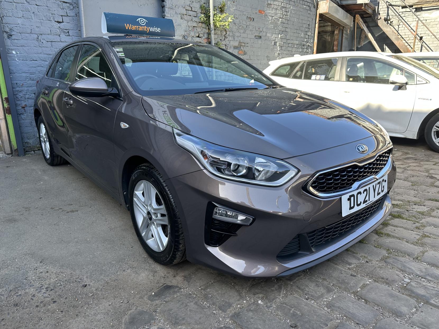 Kia Ceed 1.6 CRDi MHEV 2 Hatchback 5dr Diesel Hybrid Manual Euro 6 (s/s) (134 bhp)