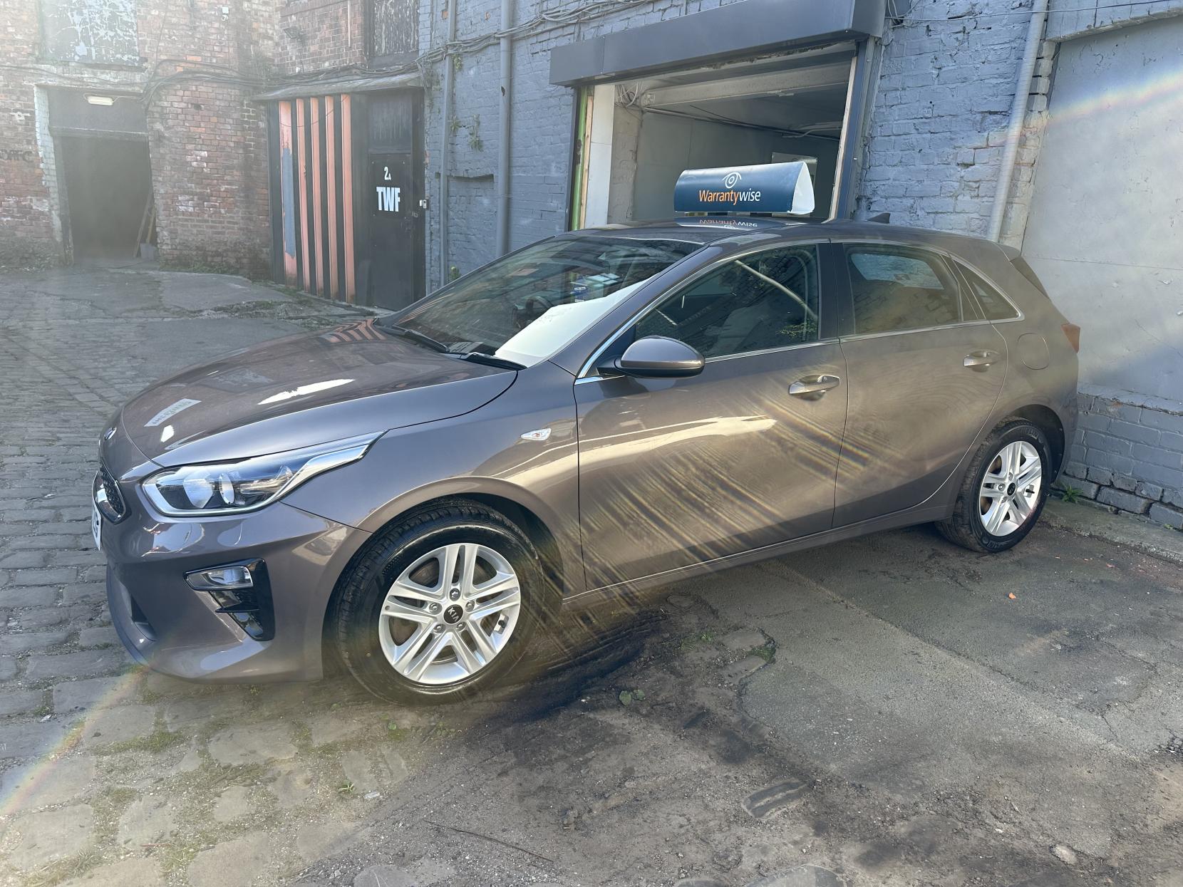 Kia Ceed 1.6 CRDi MHEV 2 Hatchback 5dr Diesel Hybrid Manual Euro 6 (s/s) (134 bhp)
