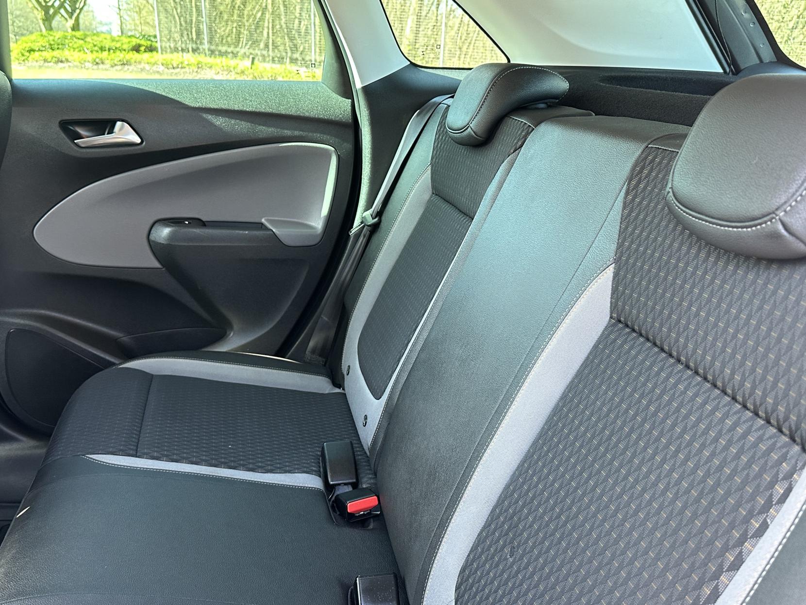Vauxhall Crossland X 1.2 Elite SUV 5dr Petrol Manual Euro 6 (83 ps)