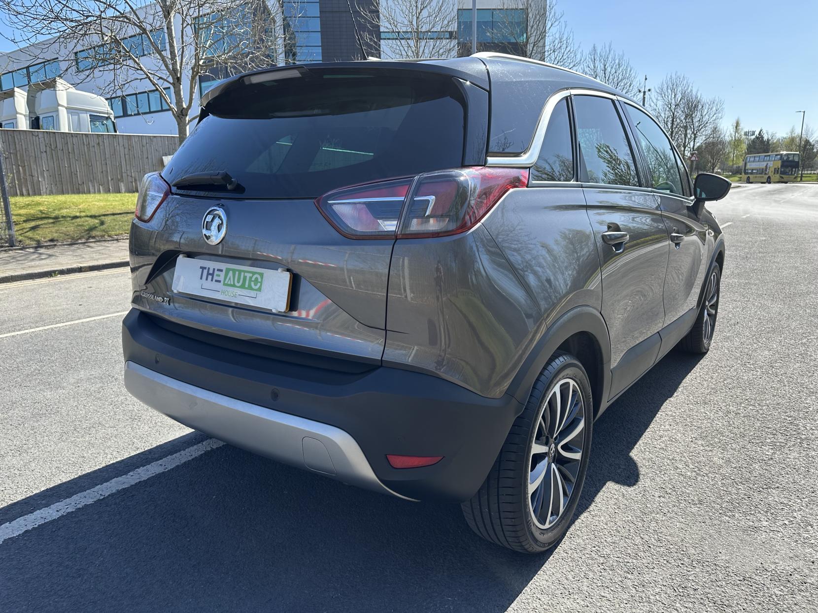 Vauxhall Crossland X 1.2 Elite SUV 5dr Petrol Manual Euro 6 (83 ps)
