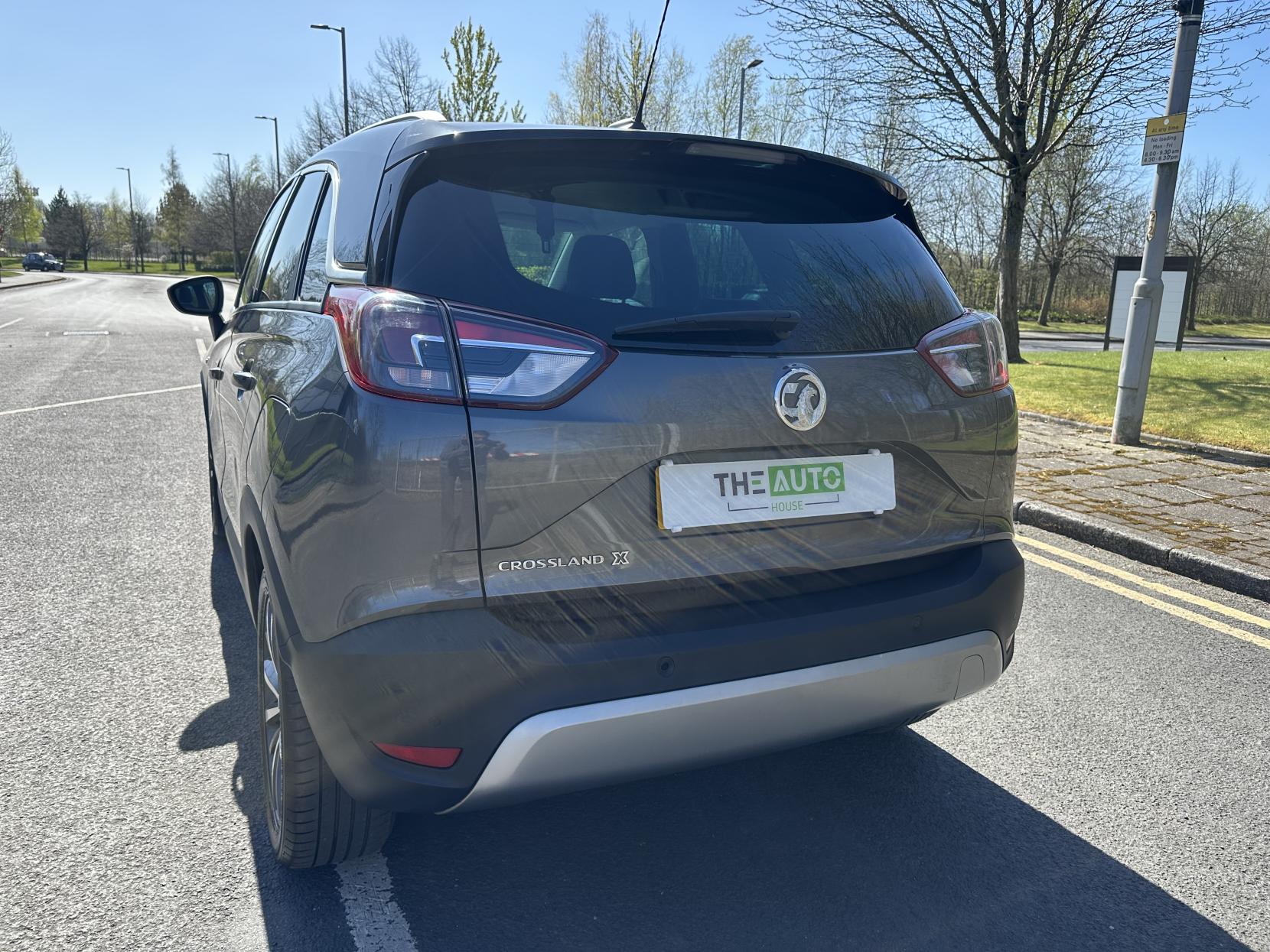 Vauxhall Crossland X 1.2 Elite SUV 5dr Petrol Manual Euro 6 (83 ps)