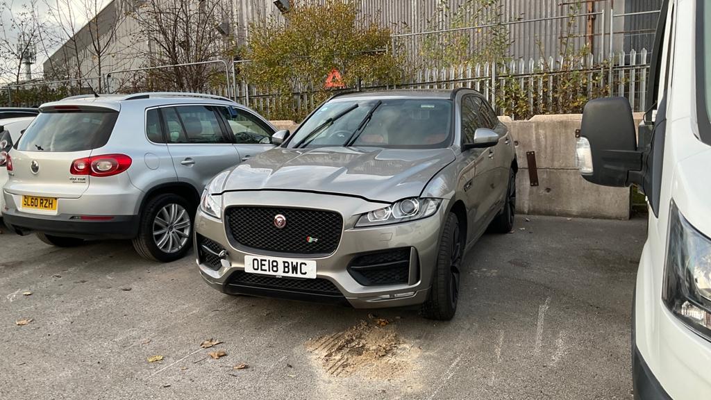 Jaguar F-PACE 2.0 D240 R-Sport SUV 5dr Diesel Auto AWD Euro 6 (s/s) (240 ps)