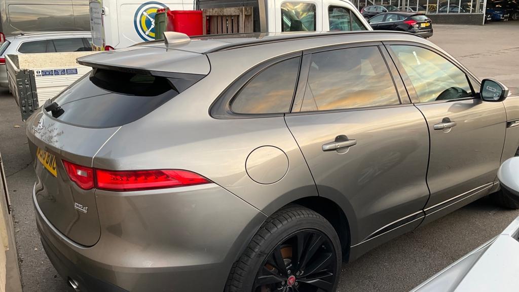 Jaguar F-PACE 2.0 D240 R-Sport SUV 5dr Diesel Auto AWD Euro 6 (s/s) (240 ps)