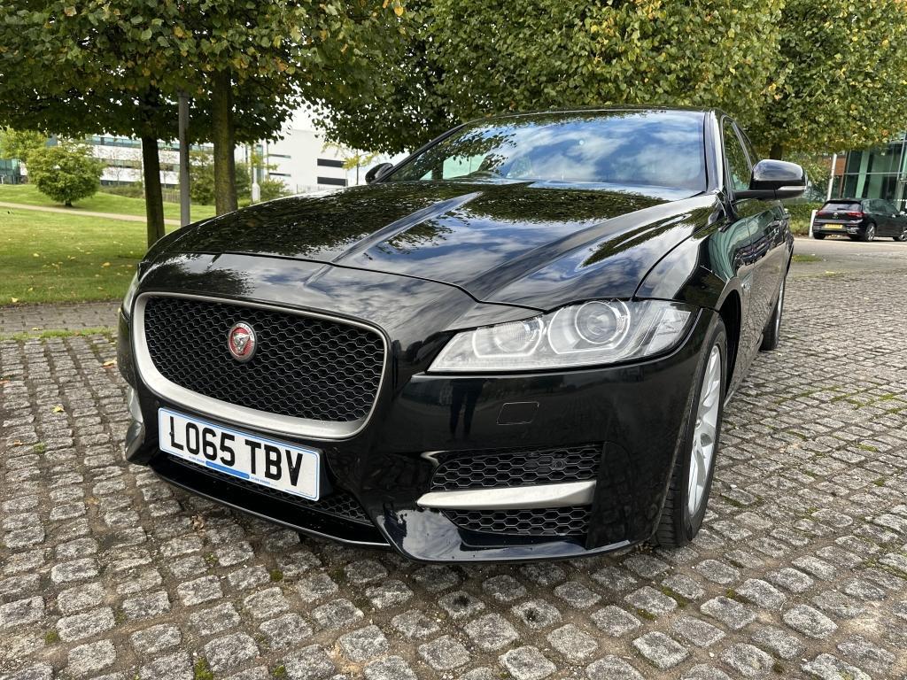 Jaguar XF DIESEL SALOON 2.0 R-SPORT 4DR Manual