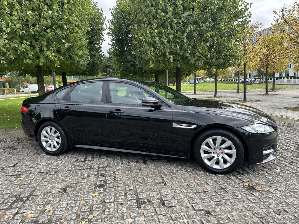 Jaguar XF DIESEL SALOON 2.0 R-SPORT 4DR Manual