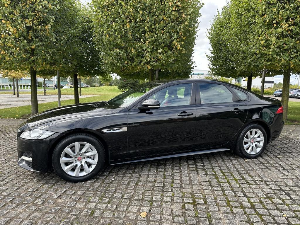 Jaguar XF DIESEL SALOON 2.0 R-SPORT 4DR Manual