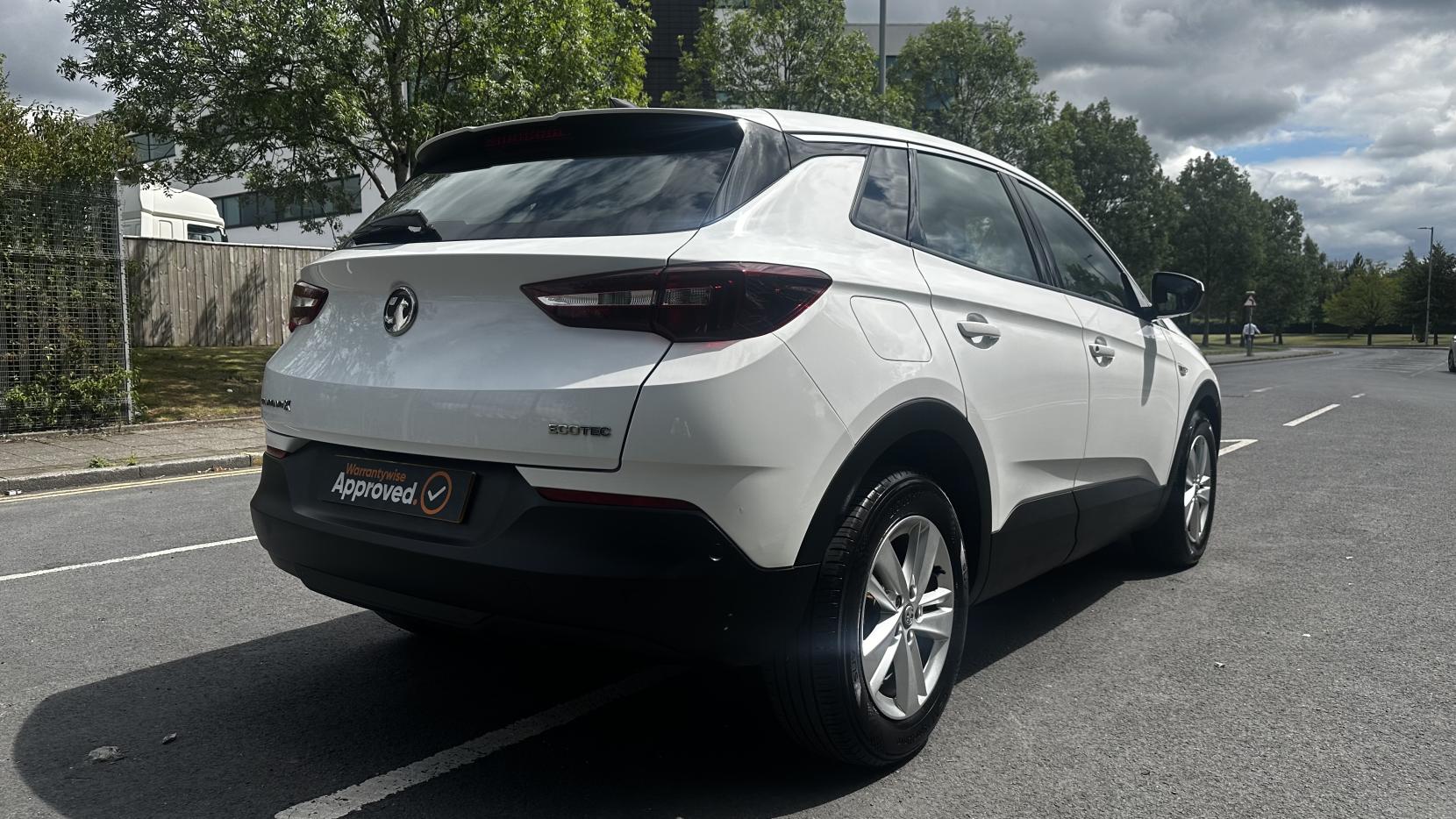 Vauxhall Grandland X 1.2 Turbo Business Edition Nav SUV 5dr Petrol Manual Euro 6 (s/s) (130 ps)