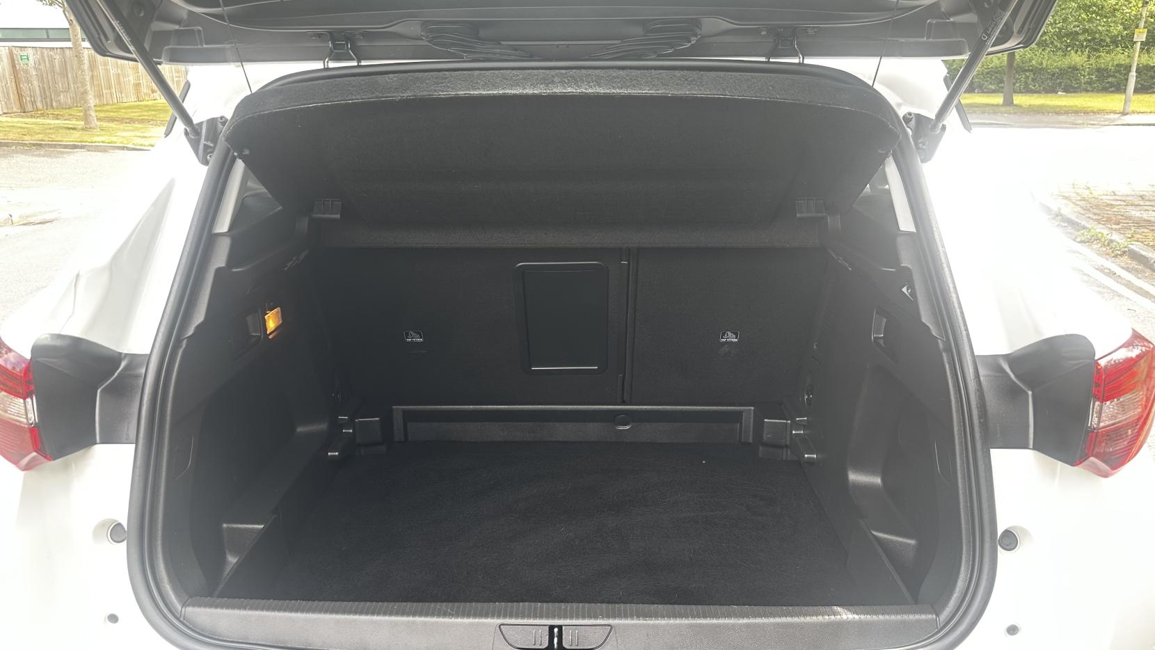 Vauxhall Grandland X 1.2 Turbo Business Edition Nav SUV 5dr Petrol Manual Euro 6 (s/s) (130 ps)