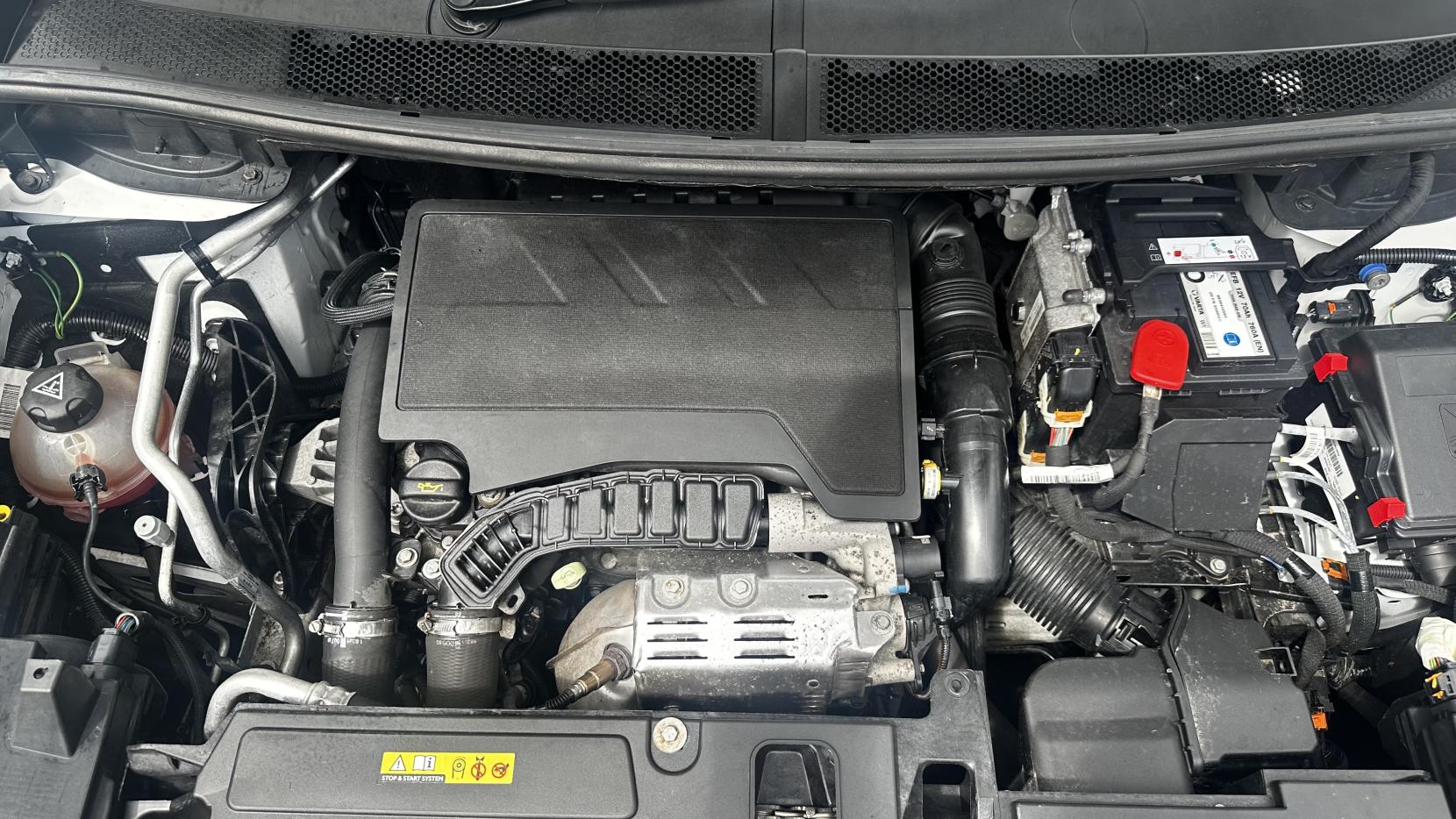 Vauxhall Grandland X 1.2 Turbo Business Edition Nav SUV 5dr Petrol Manual Euro 6 (s/s) (130 ps)