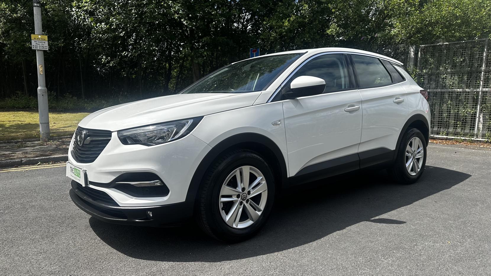 Vauxhall Grandland X 1.2 Turbo Business Edition Nav SUV 5dr Petrol Manual Euro 6 (s/s) (130 ps)