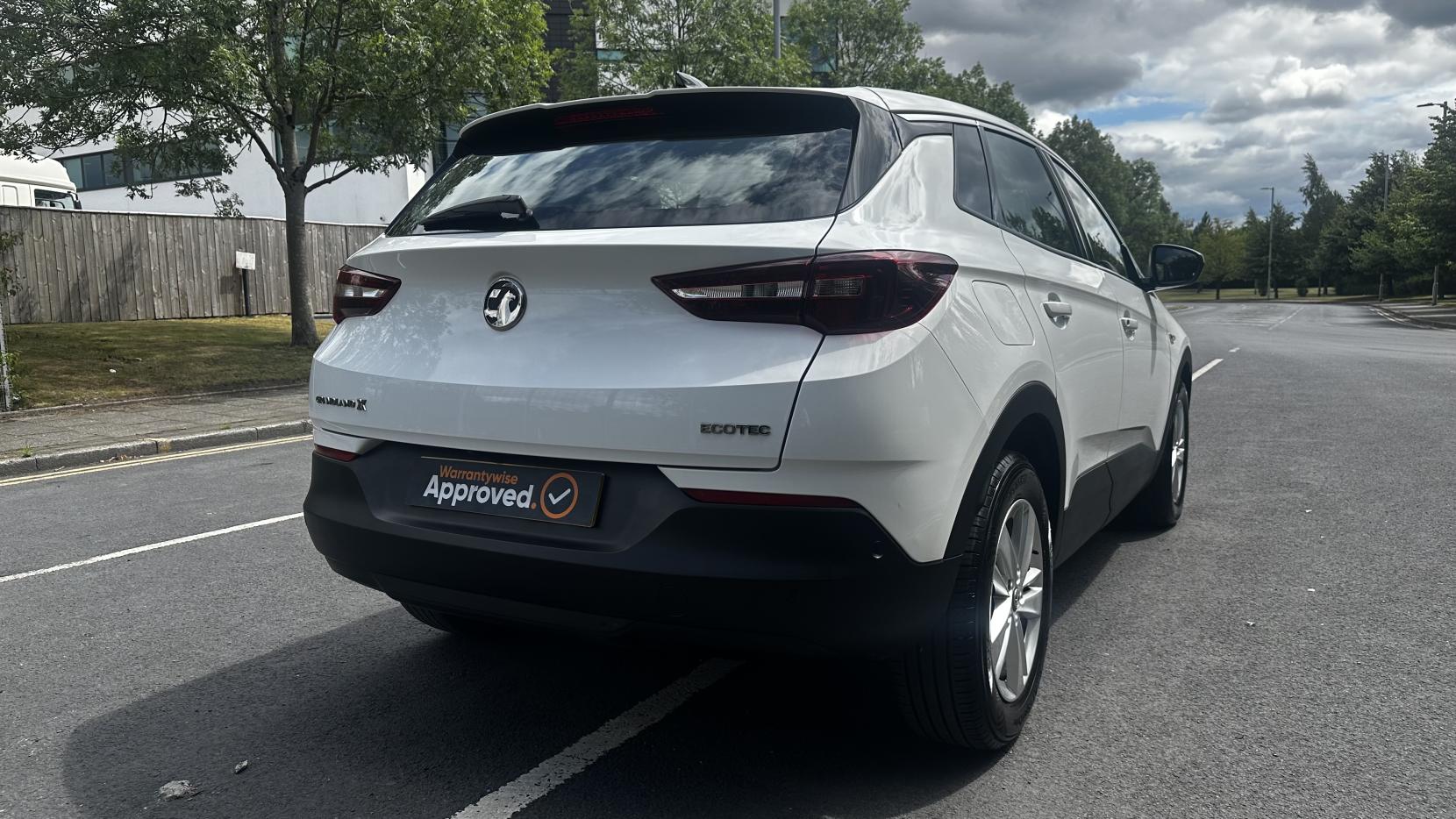 Vauxhall Grandland X 1.2 Turbo Business Edition Nav SUV 5dr Petrol Manual Euro 6 (s/s) (130 ps)