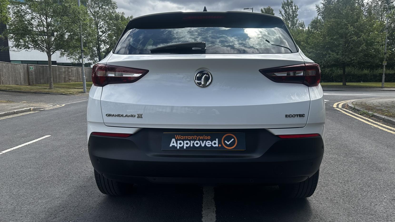 Vauxhall Grandland X 1.2 Turbo Business Edition Nav SUV 5dr Petrol Manual Euro 6 (s/s) (130 ps)
