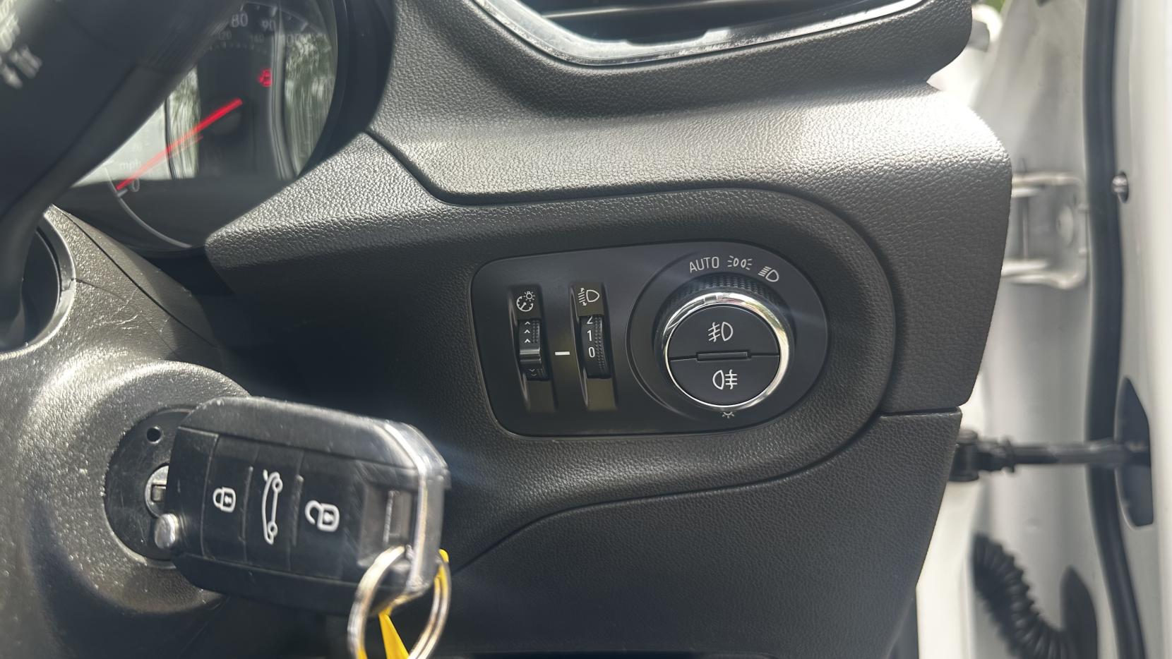 Vauxhall Grandland X 1.2 Turbo Business Edition Nav SUV 5dr Petrol Manual Euro 6 (s/s) (130 ps)