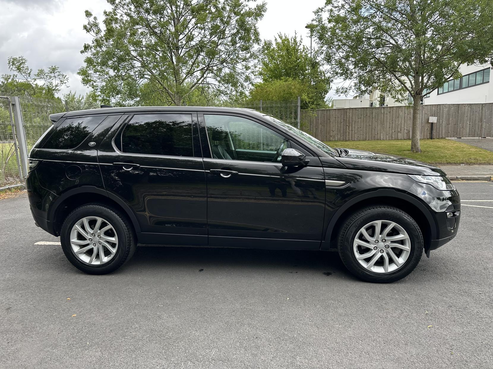 Land Rover Discovery Sport 2.0 TD4 SE Tech SUV 5dr Diesel Auto 4WD Euro 6 (s/s) (180 ps)
