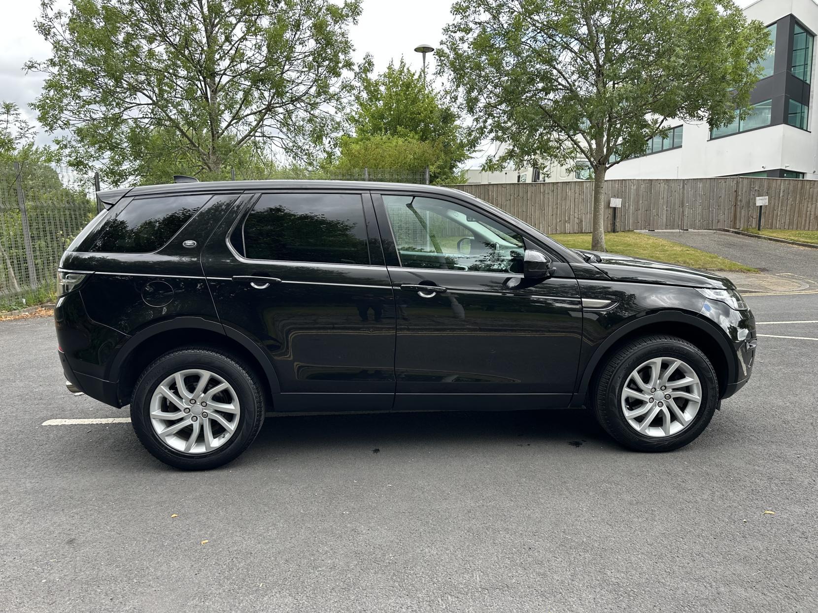 Land Rover Discovery Sport 2.0 TD4 SE Tech SUV 5dr Diesel Auto 4WD Euro 6 (s/s) (180 ps)