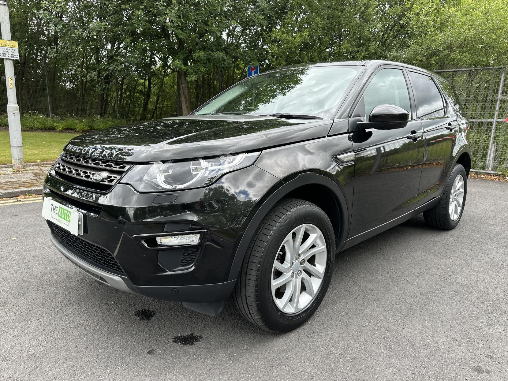 Land Rover Discovery Sport 2.0 TD4 SE Tech SUV 5dr Diesel Auto 4WD Euro 6 (s/s) (180 ps)